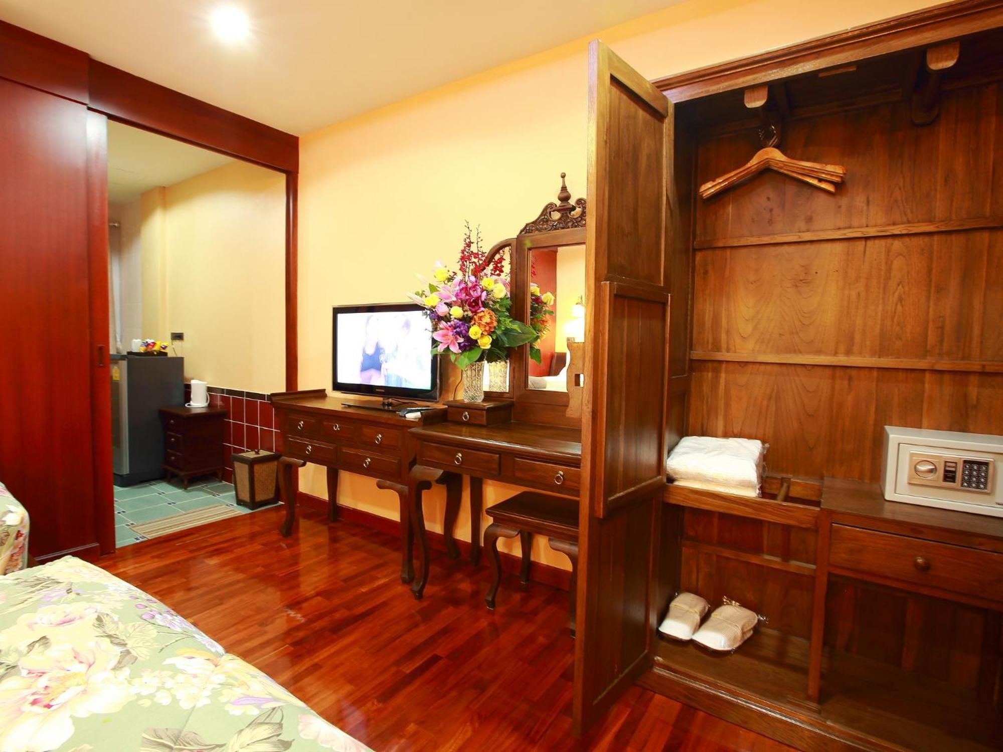 Khách sạn At - Sha Extra 4*